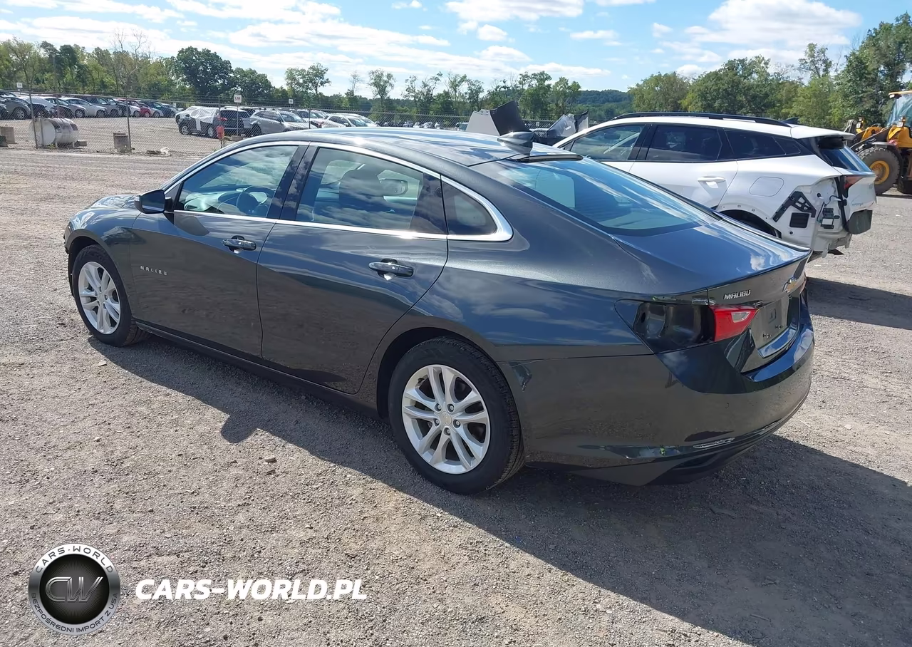 2018 Chevrolet Malibu Lt VIN:1G1ZD5ST0JF114314 - 3
