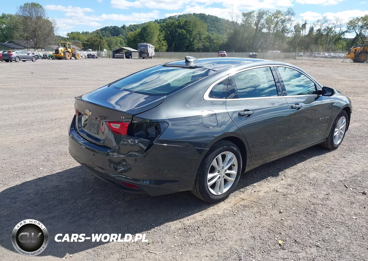 2018 Chevrolet Malibu Lt VIN:1G1ZD5ST0JF114314 - 4