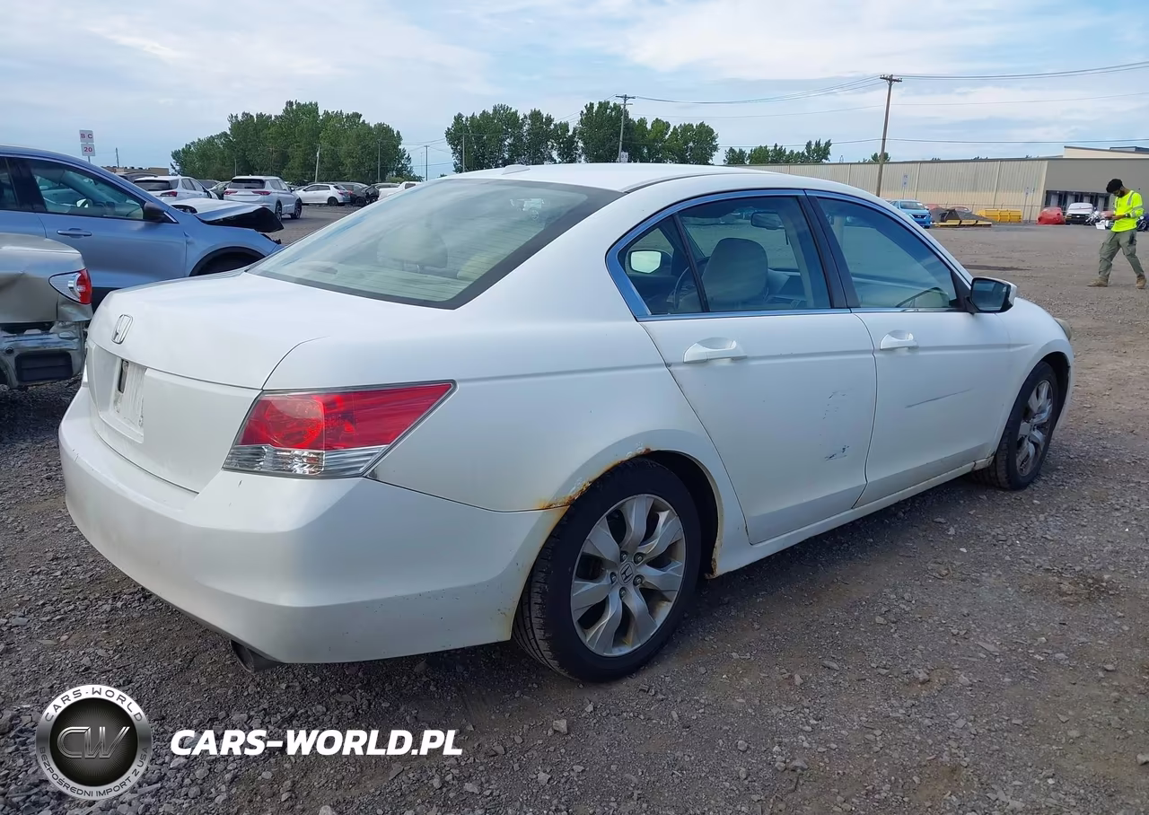 2010 Honda Accord 2.4 Ex-L VIN:1HGCP2F88AA070019 - 4