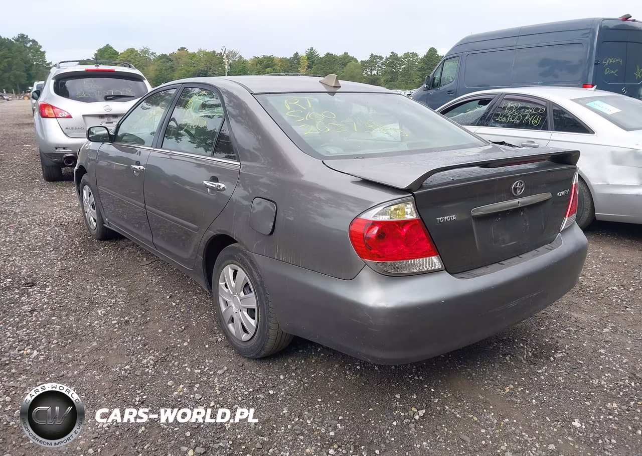 2005 Toyota Camry Std VIN:4T1BE32K35U542988 - 3