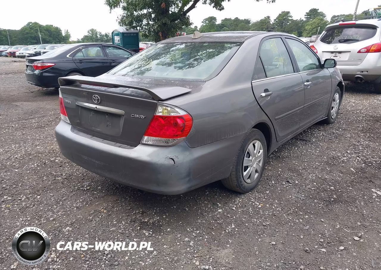 2005 Toyota Camry Std VIN:4T1BE32K35U542988 - 4
