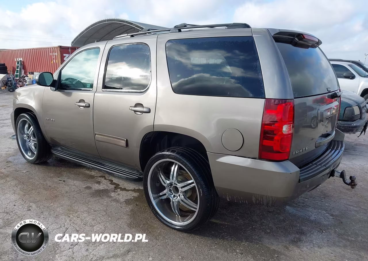 2011 Chevrolet Tahoe Ls VIN:1GNSCAE03BR177856 - 3
