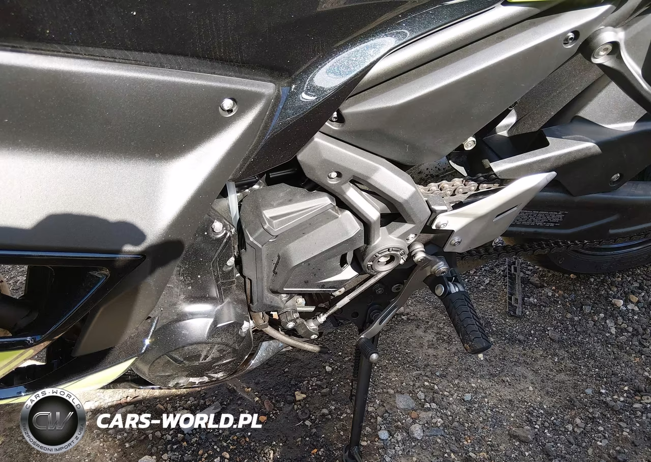 2026 Kawasaki Ex650 P VIN:ML5EXEP17TDAK0642 - 9