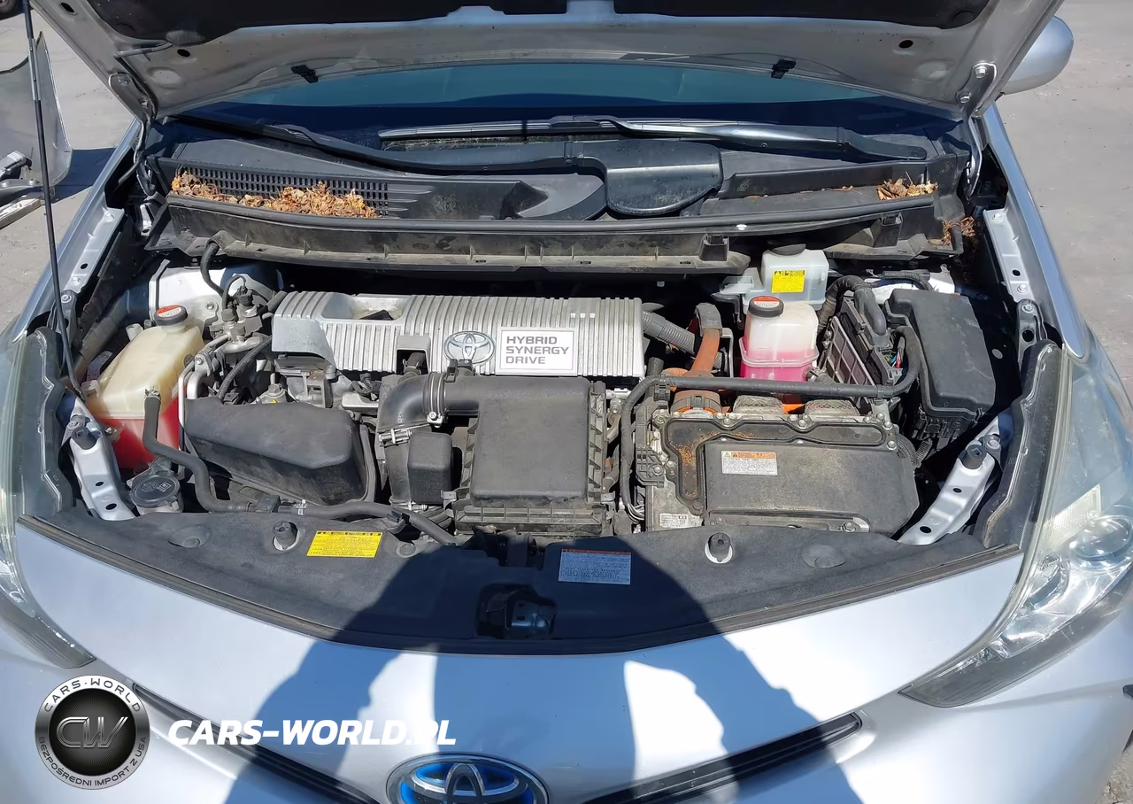 2015 Toyota Prius V Three VIN:JTDZN3EU8FJ017993 - 10