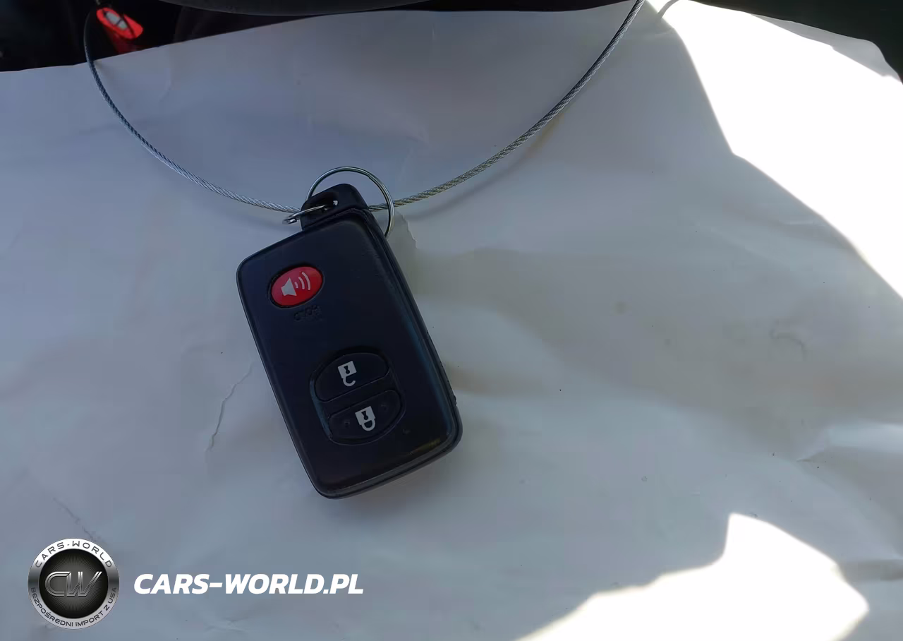 2015 Toyota Prius V Three VIN:JTDZN3EU8FJ017993 - 11