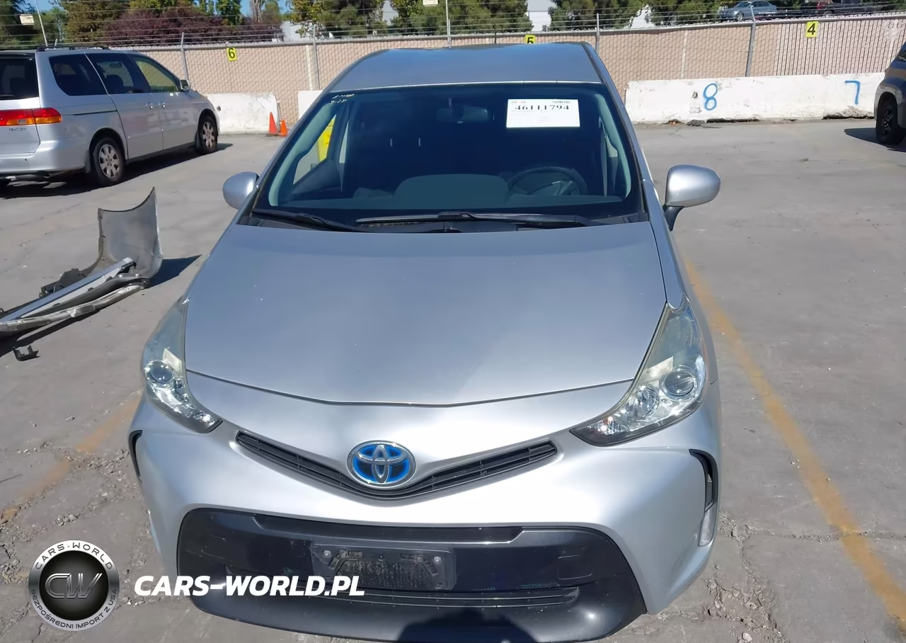 2015 Toyota Prius V Three VIN:JTDZN3EU8FJ017993 - 13