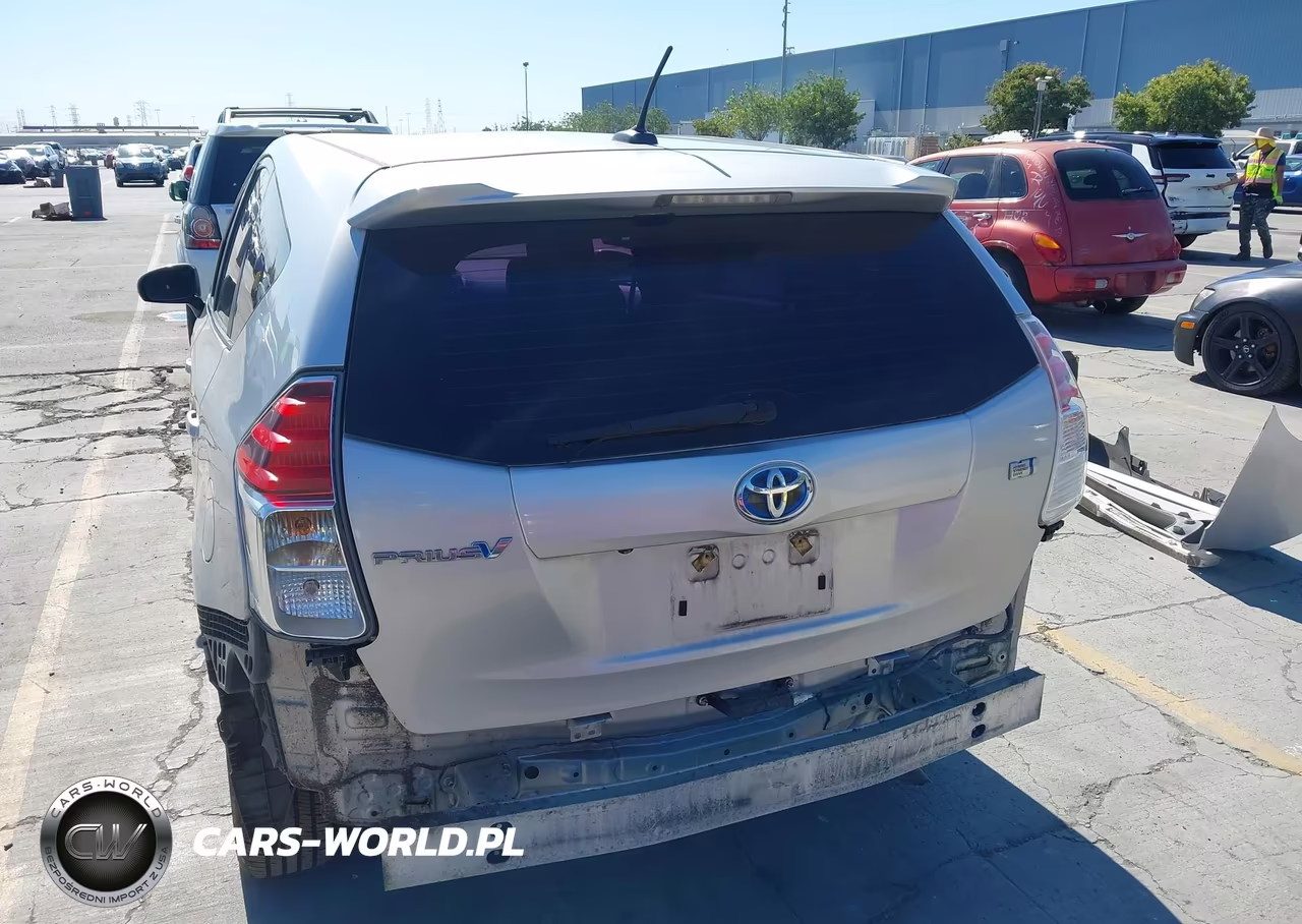 2015 Toyota Prius V Three VIN:JTDZN3EU8FJ017993 - 17