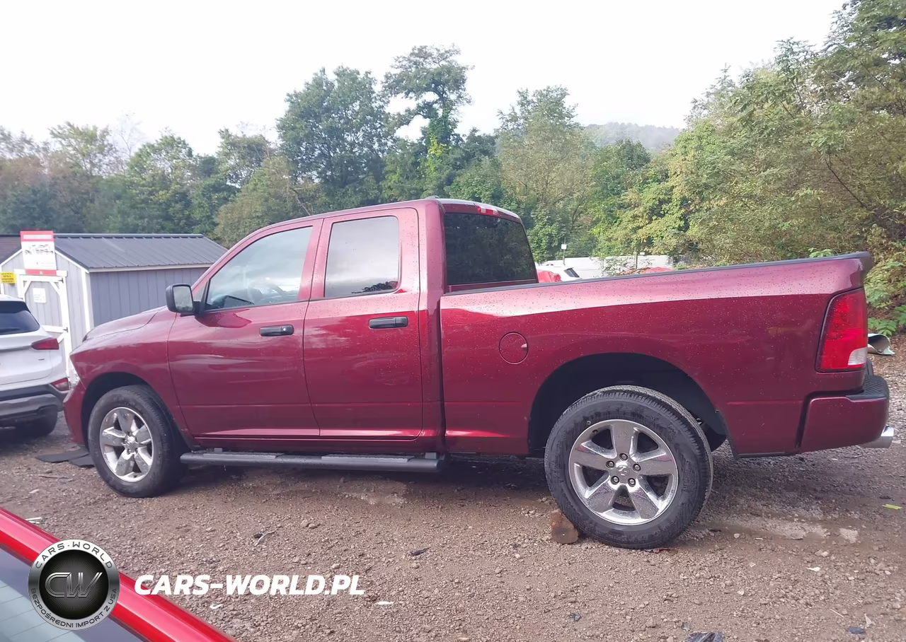 2019 Ram 1500 Classic Express 4X4 6'4 Box VIN:1C6RR7FT2KS731096 - 14