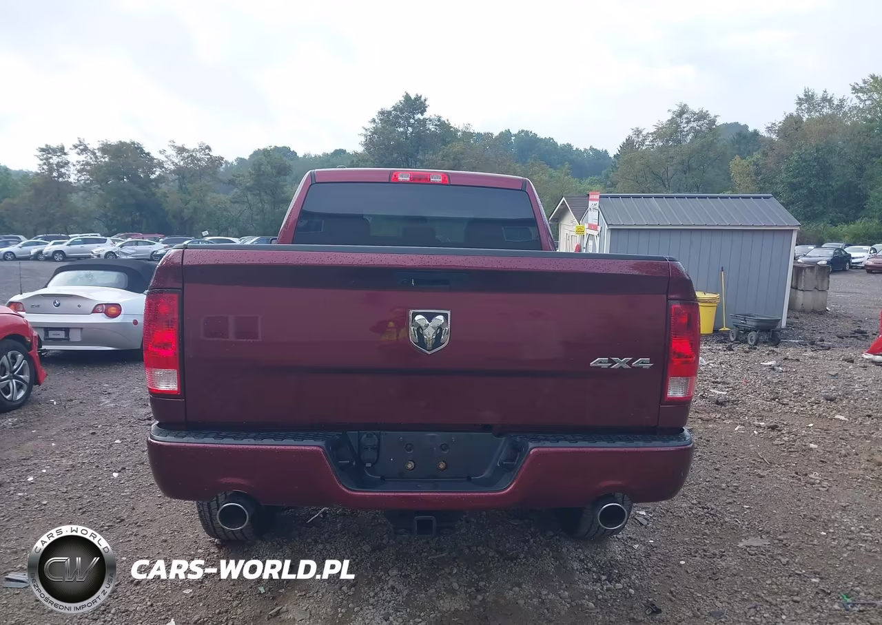 2019 Ram 1500 Classic Express 4X4 6'4 Box VIN:1C6RR7FT2KS731096 - 16