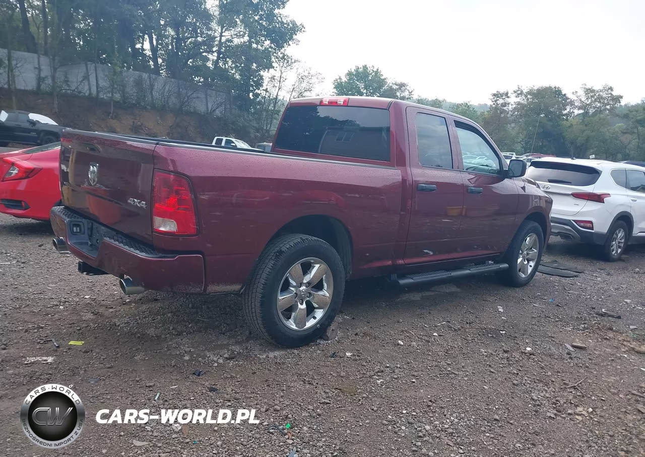 2019 Ram 1500 Classic Express 4X4 6'4 Box VIN:1C6RR7FT2KS731096 - 4