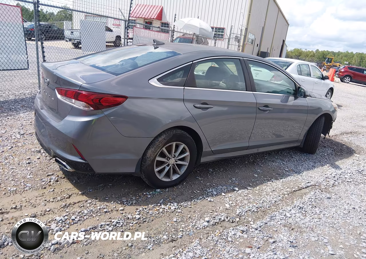 2018 Hyundai Sonata Se VIN:5NPE24AF0JH683171 - 4