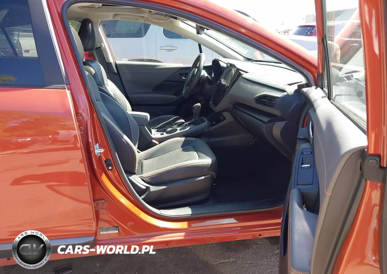 2025 Subaru Crosstrek Limited VIN:4S4GUHM69S3745438 - 5