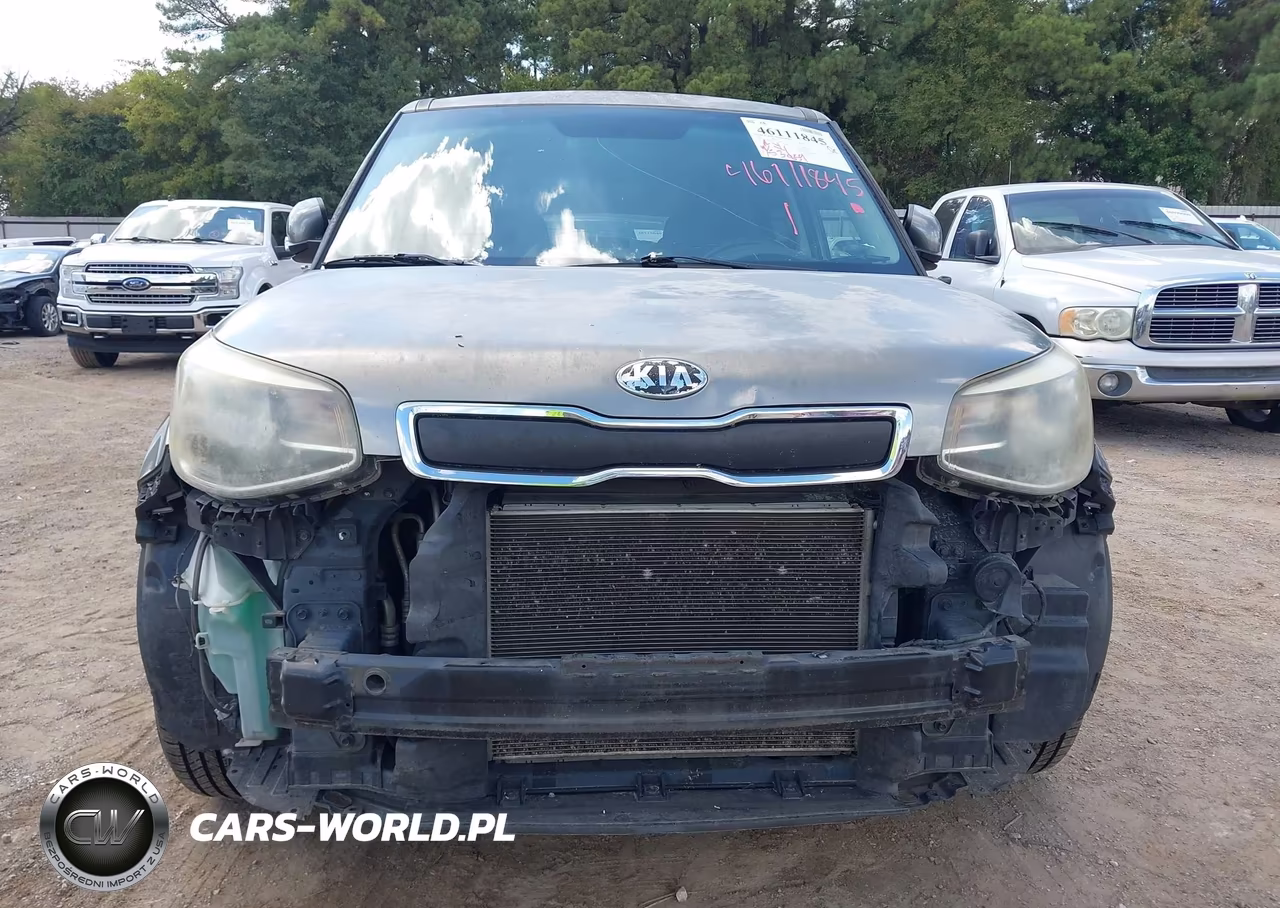 2015 Kia Soul VIN:KNDJN2A20F7113691 - 13