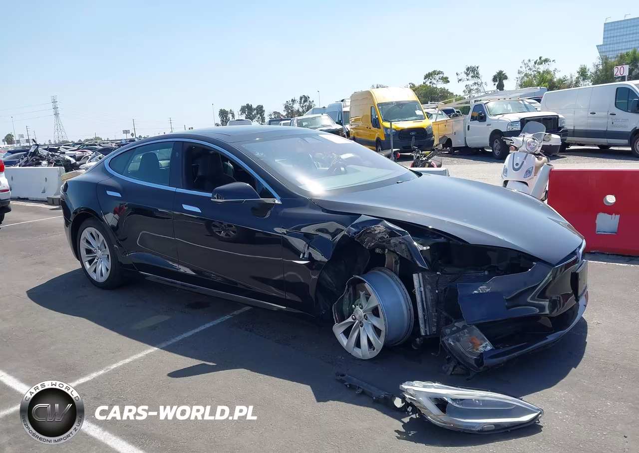 2017 Tesla Model S 60-75 VIN:5YJSA1E10HF169705 - 12