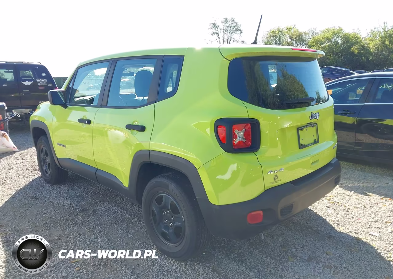 2018 Jeep Renegade Sport 4X4 VIN:ZACCJBAH1JPH36371 - 3