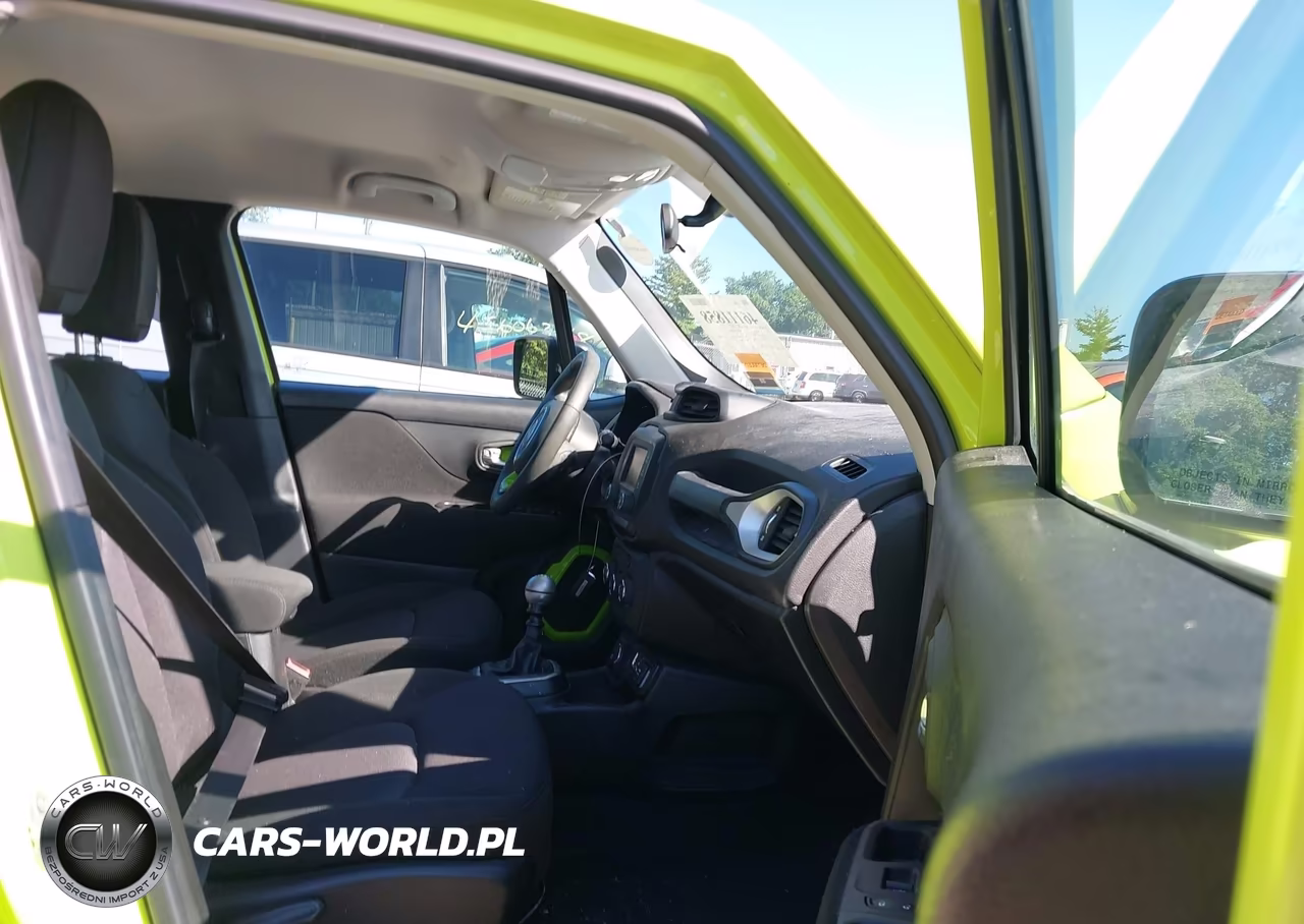 2018 Jeep Renegade Sport 4X4 VIN:ZACCJBAH1JPH36371 - 5