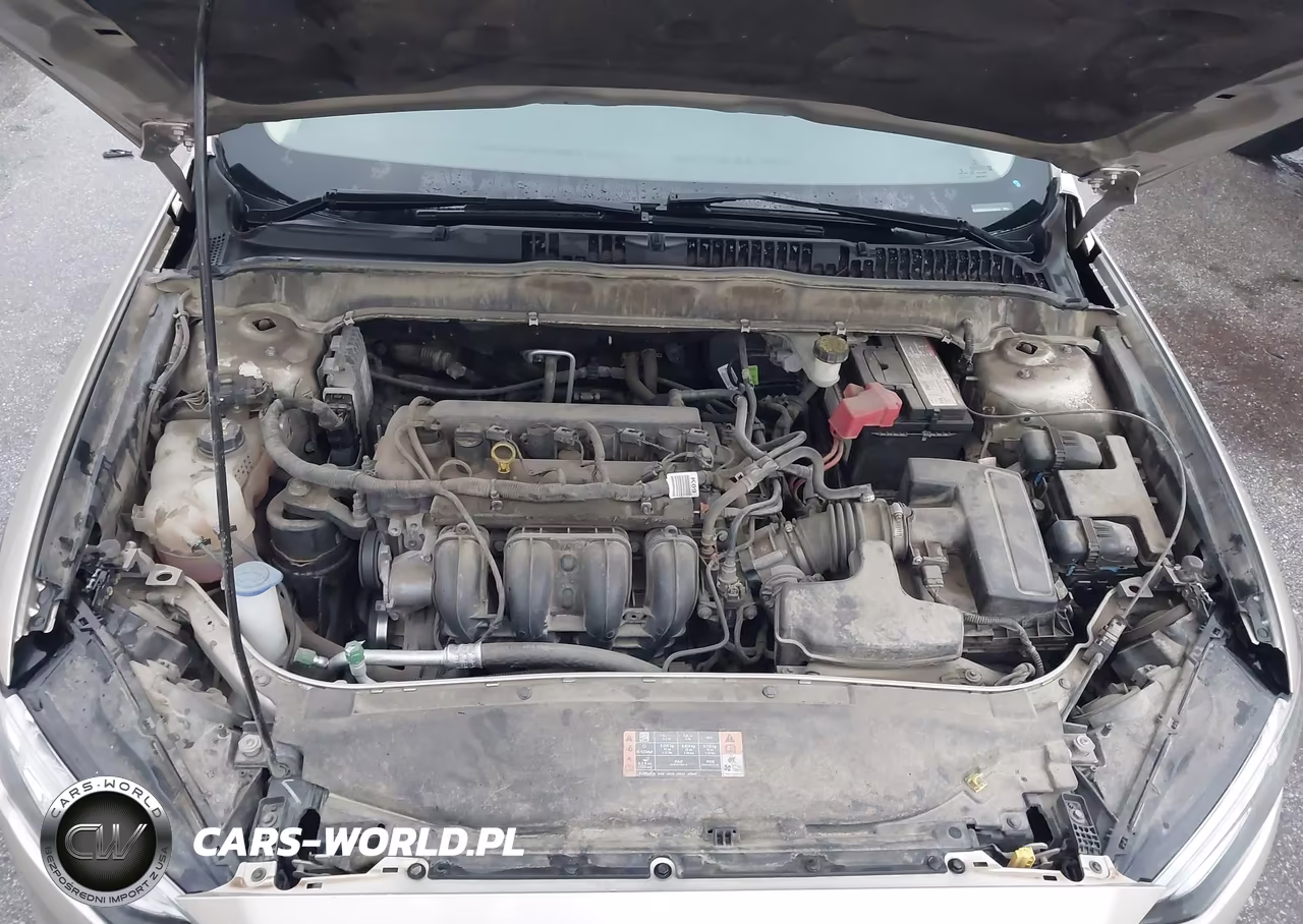2018 Ford Fusion S VIN:3FA6P0G75JR103818 - 10