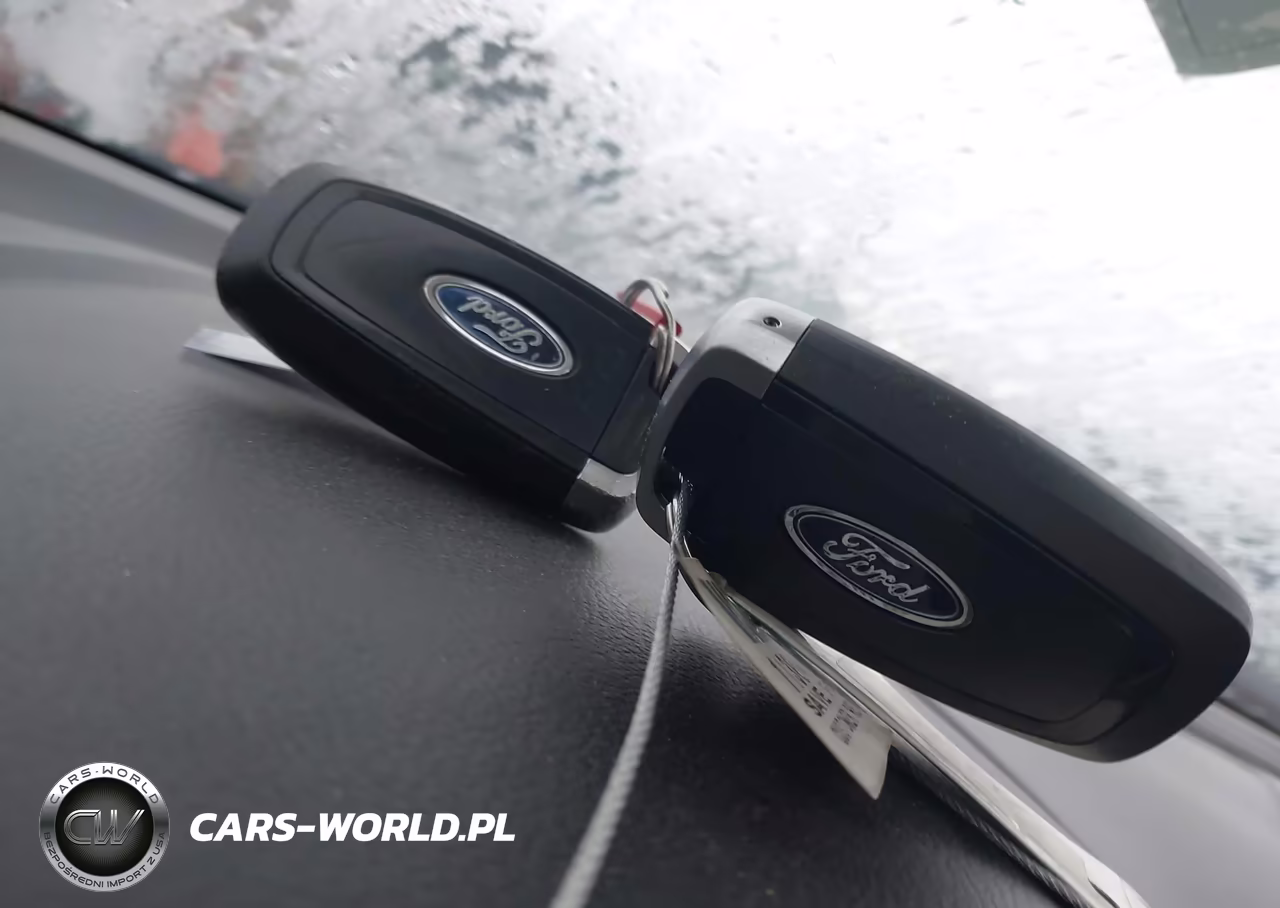 2018 Ford Fusion S VIN:3FA6P0G75JR103818 - 11