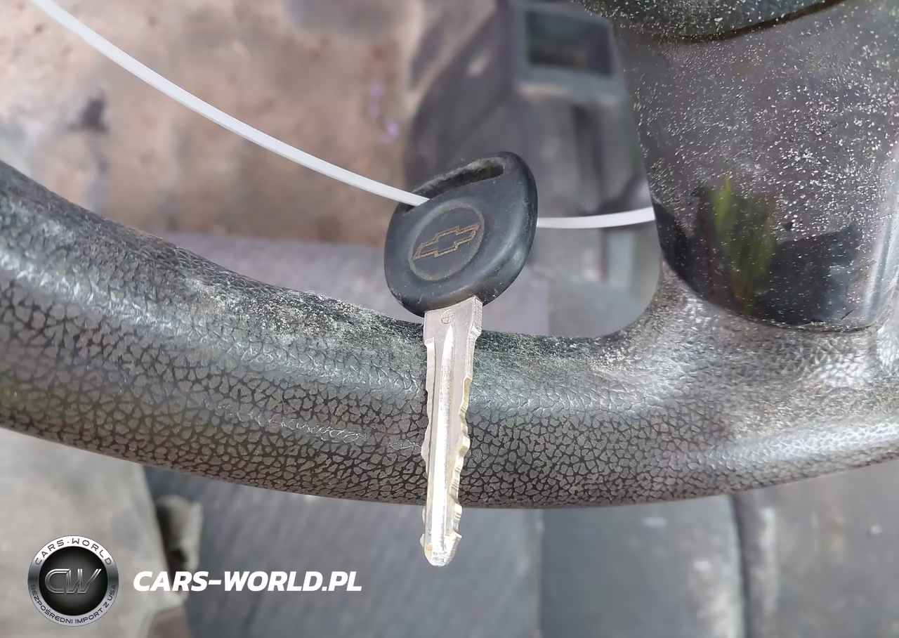 2013 Chevrolet Silverado 1500 Work Truck VIN:1GCNKPE01DZ192712 - 11