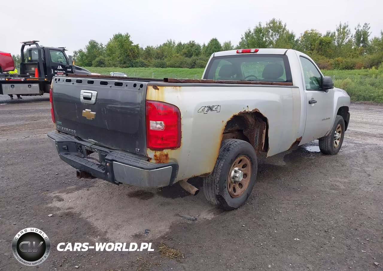 2013 Chevrolet Silverado 1500 Work Truck VIN:1GCNKPE01DZ192712 - 4