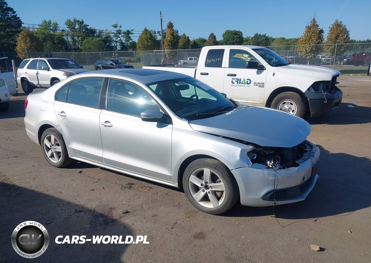 2011 Volkswagen Jetta 2.0L Tdi VIN:3VWLL7AJ4BM109885 - 1