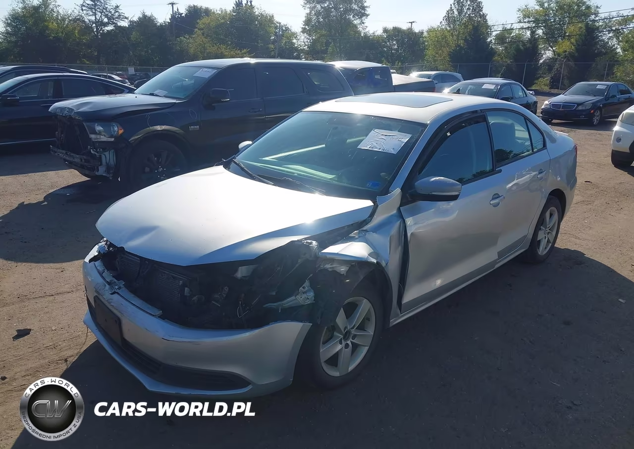 2011 Volkswagen Jetta 2.0L Tdi VIN:3VWLL7AJ4BM109885 - 2