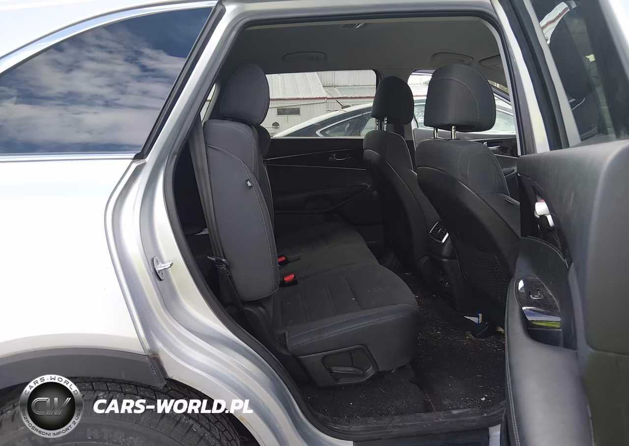 2017 Kia Sorento 2.4L Lx VIN:5XYPGDA3XHG217104 - 8