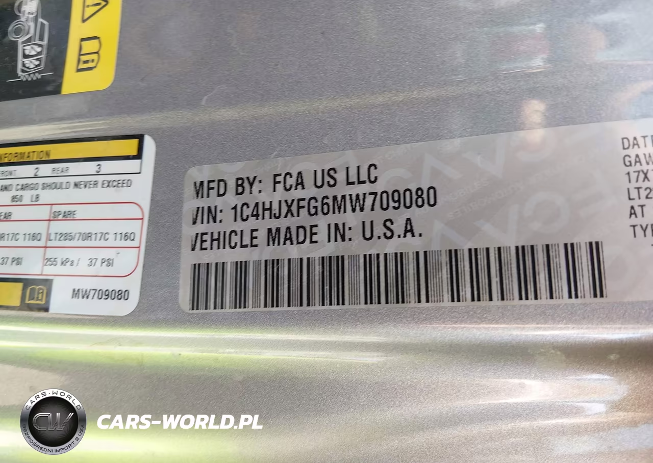 2021 Jeep Wrangler Unlimited Rubicon 4X4 VIN:1C4HJXFG6MW709080 - 9