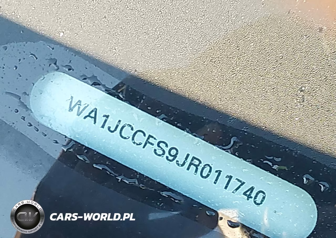 2018 Audi Q3 2.0T Premium VIN:WA1JCCFS9JR011740 - 12