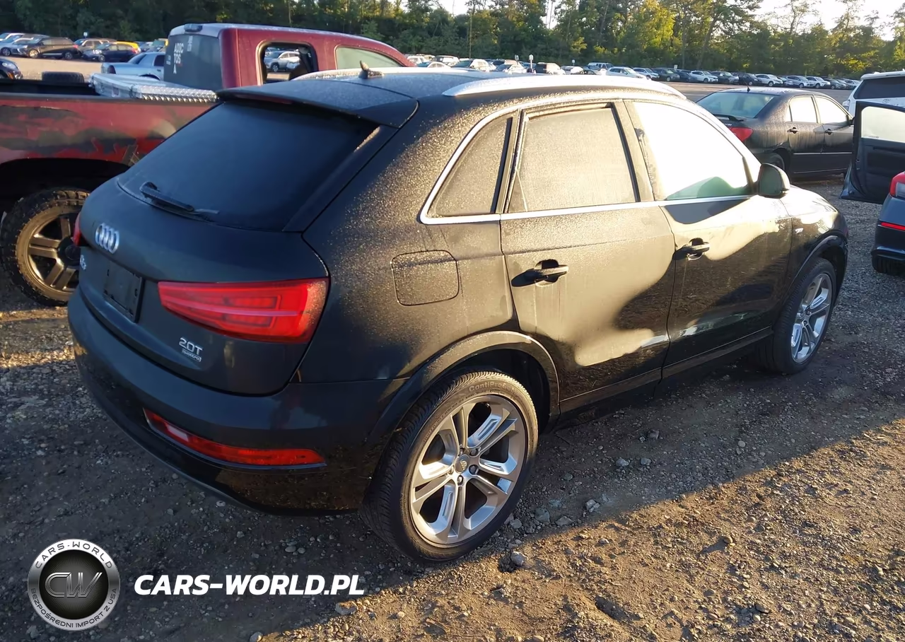 2018 Audi Q3 2.0T Premium VIN:WA1JCCFS9JR011740 - 4