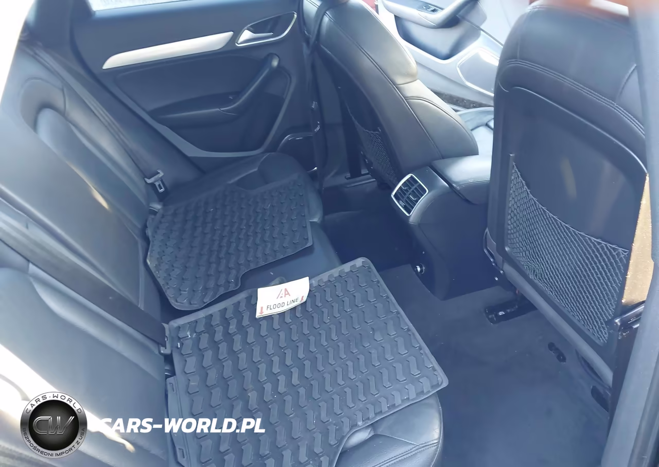 2018 Audi Q3 2.0T Premium VIN:WA1JCCFS9JR011740 - 8