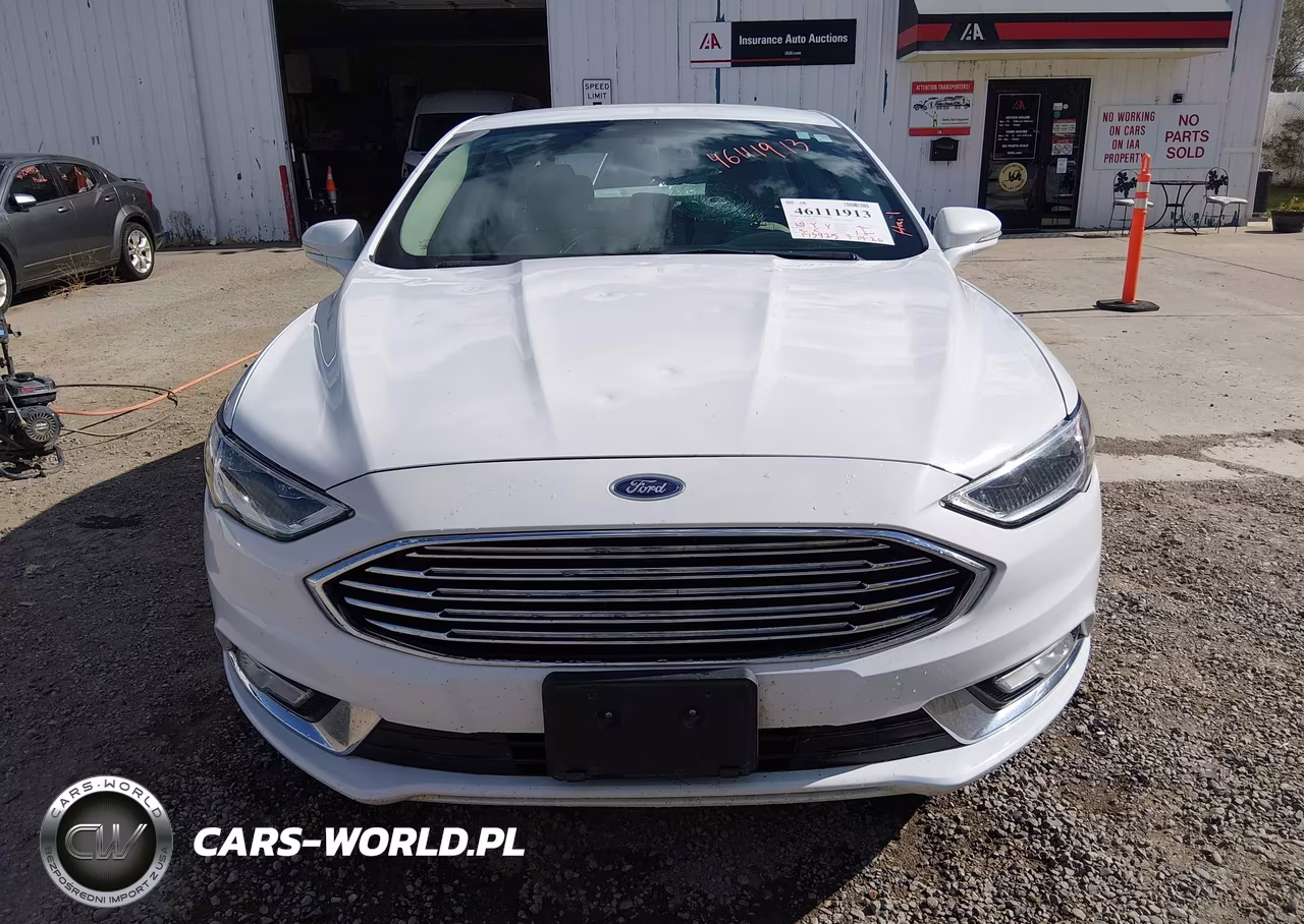 2018 Ford Fusion Hybrid Titanium VIN:3FA6P0RU7JR250287 - 12