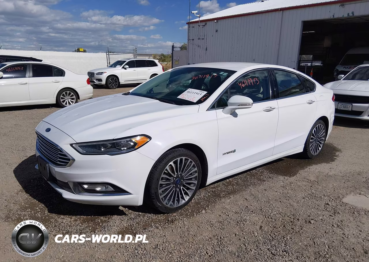 2018 Ford Fusion Hybrid Titanium VIN:3FA6P0RU7JR250287 - 2
