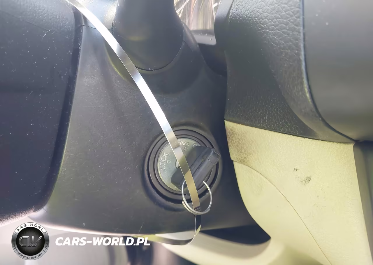 2017 Nissan Sentra S VIN:3N1AB7AP3HY321750 - 11