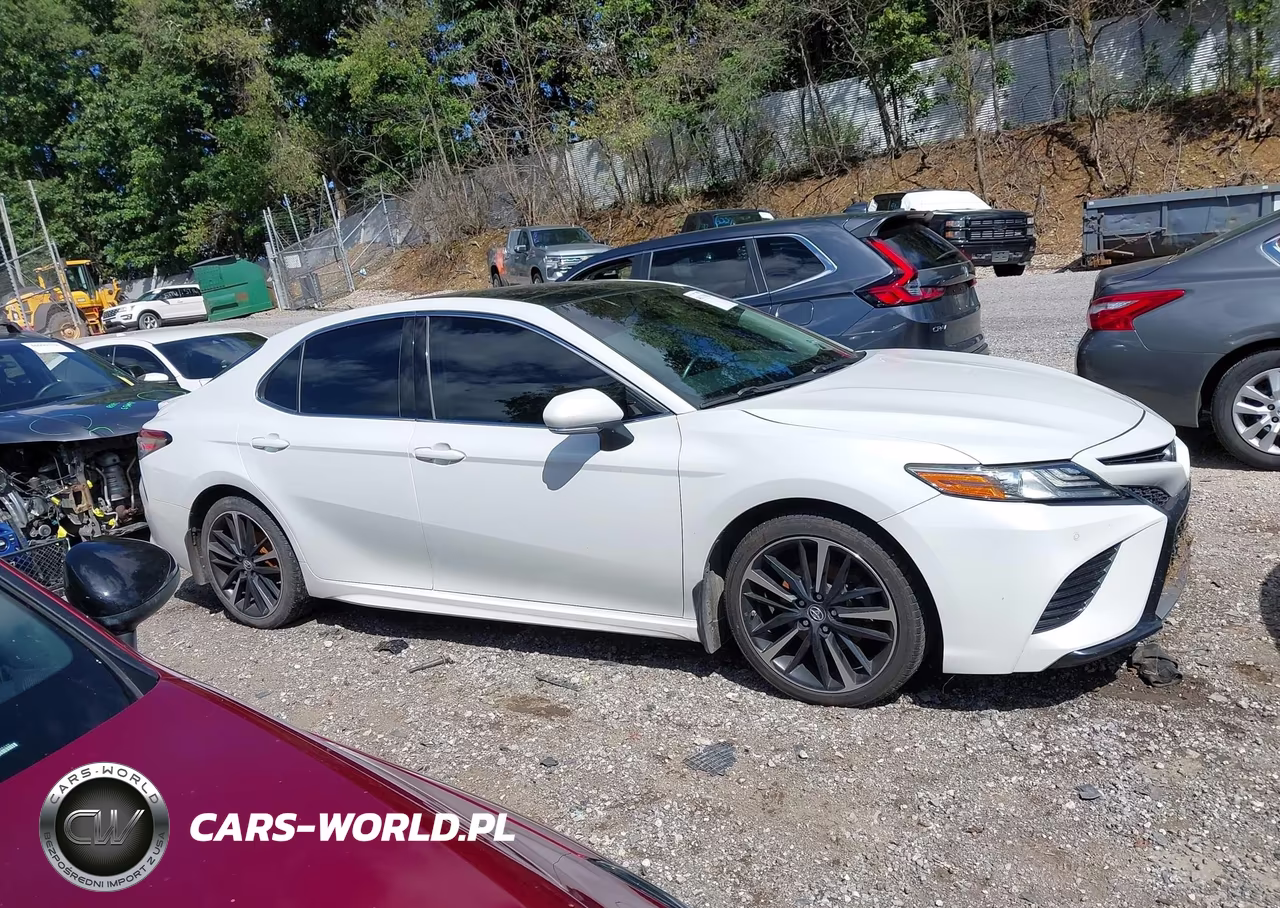 2018 Toyota Camry Xse VIN:4T1B61HK4JU060694 - 13