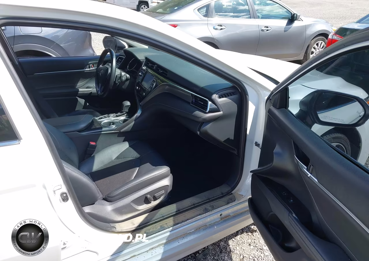 2018 Toyota Camry Xse VIN:4T1B61HK4JU060694 - 5