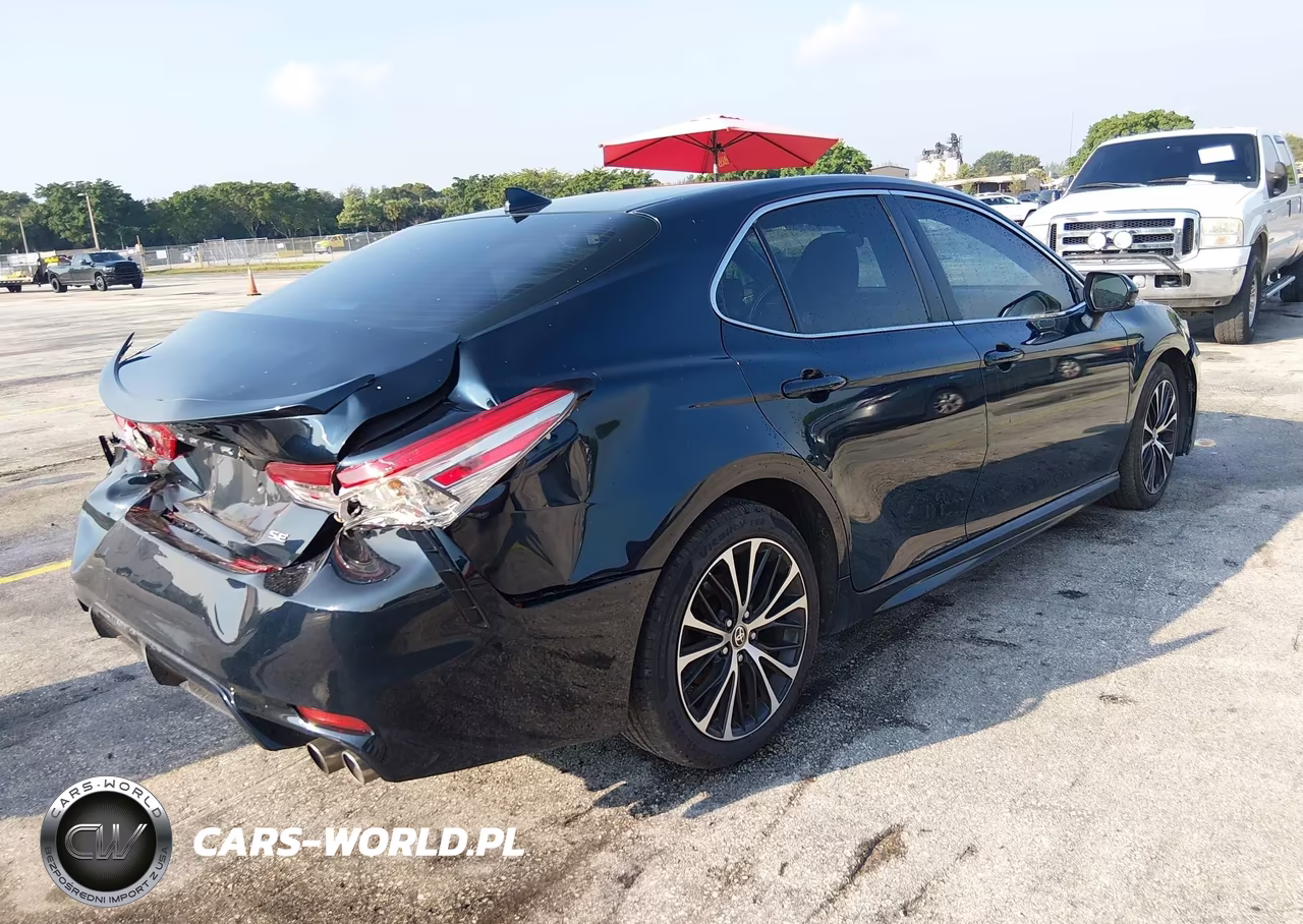 2019 Toyota Camry Se VIN:4T1B11HK8KU708456 - 4