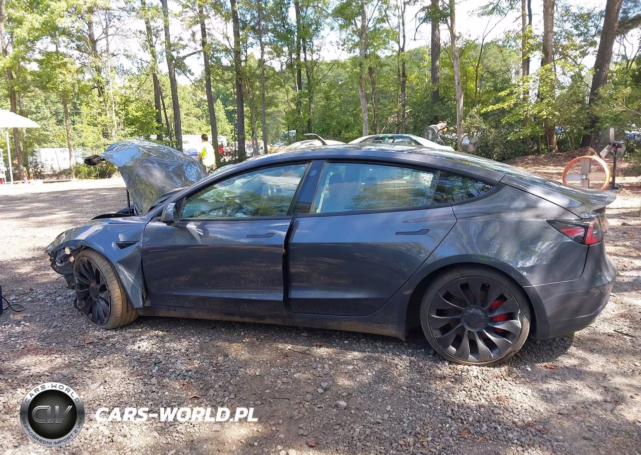 2023 Tesla Model 3 Performance Dual Motor All-Wheel Drive VIN:5YJ3E1EC0PF636145 - 14