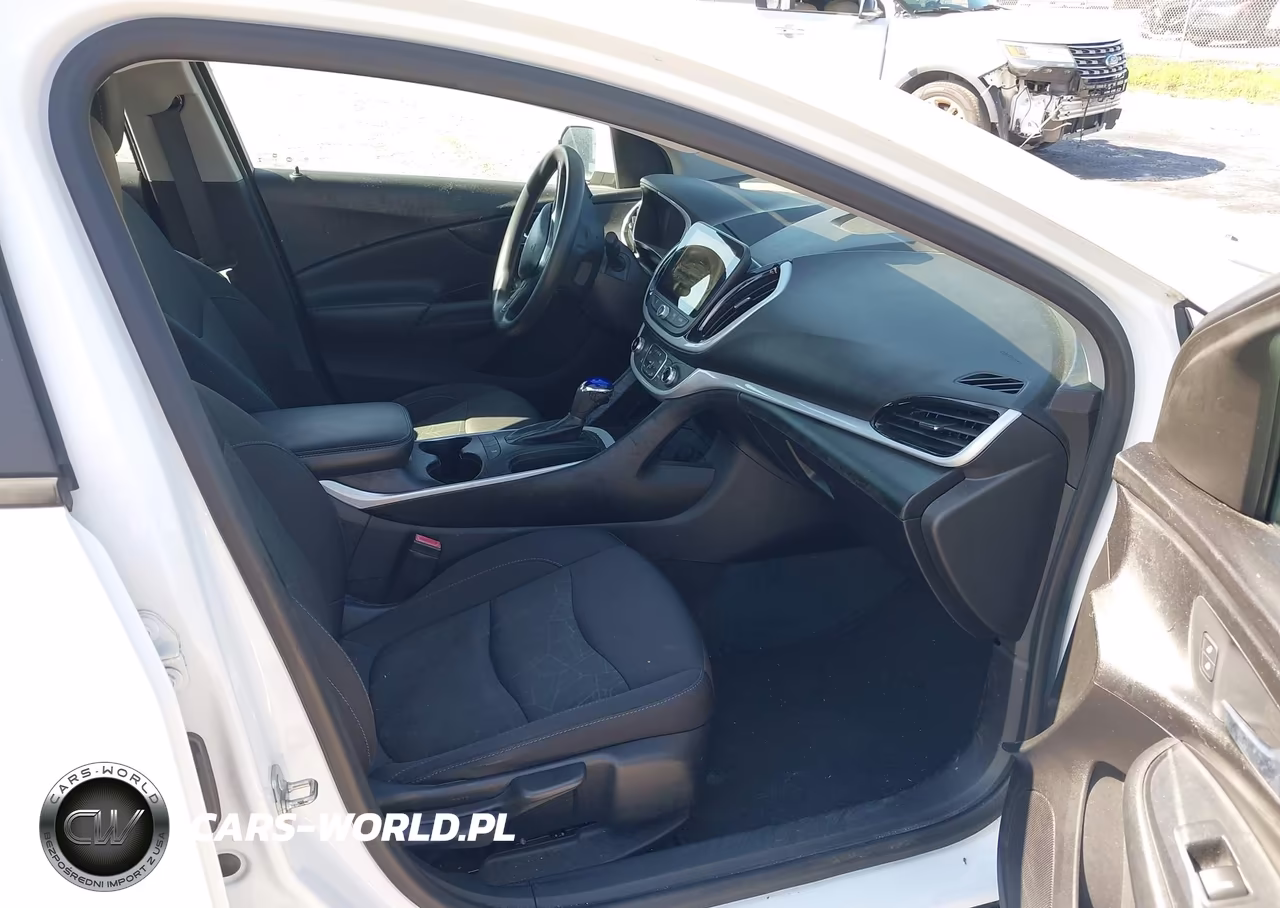 2018 Chevrolet Volt Lt VIN:1G1RA6S52JU149609 - 5