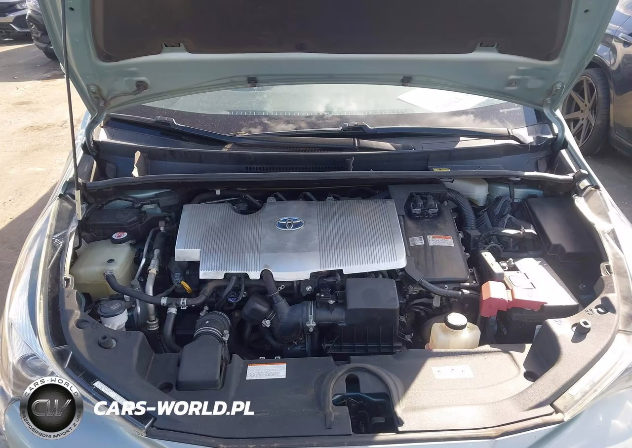 2017 Toyota Prius Three VIN:JTDKARFU1H3030705 - 10