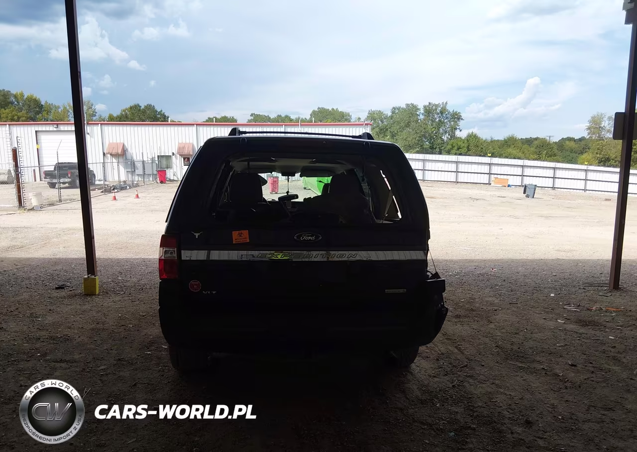 2015 Ford Expedition Xlt VIN:1FMJU1HT3FEF25073 - 16