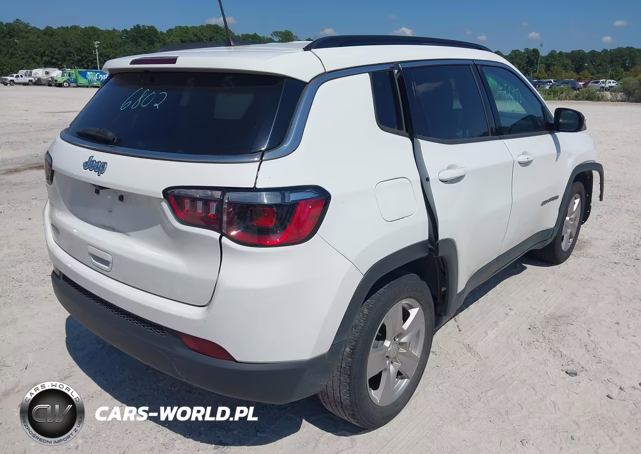 2022 Jeep Compass Latitude Fwd VIN:3C4NJCBB1NT218428 - 4