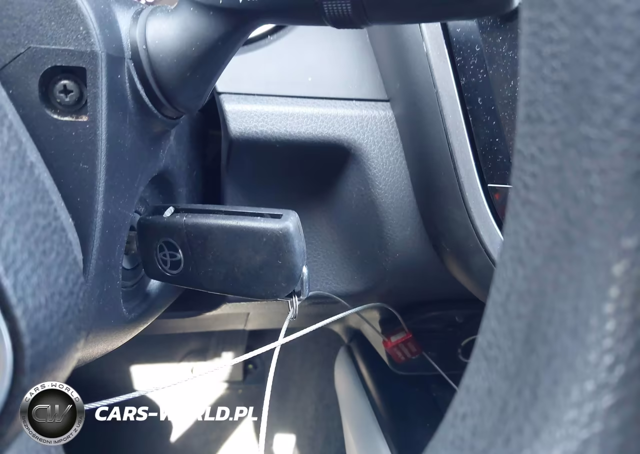 2019 Toyota Camry Le VIN:4T1B11HK1KU173552 - 11