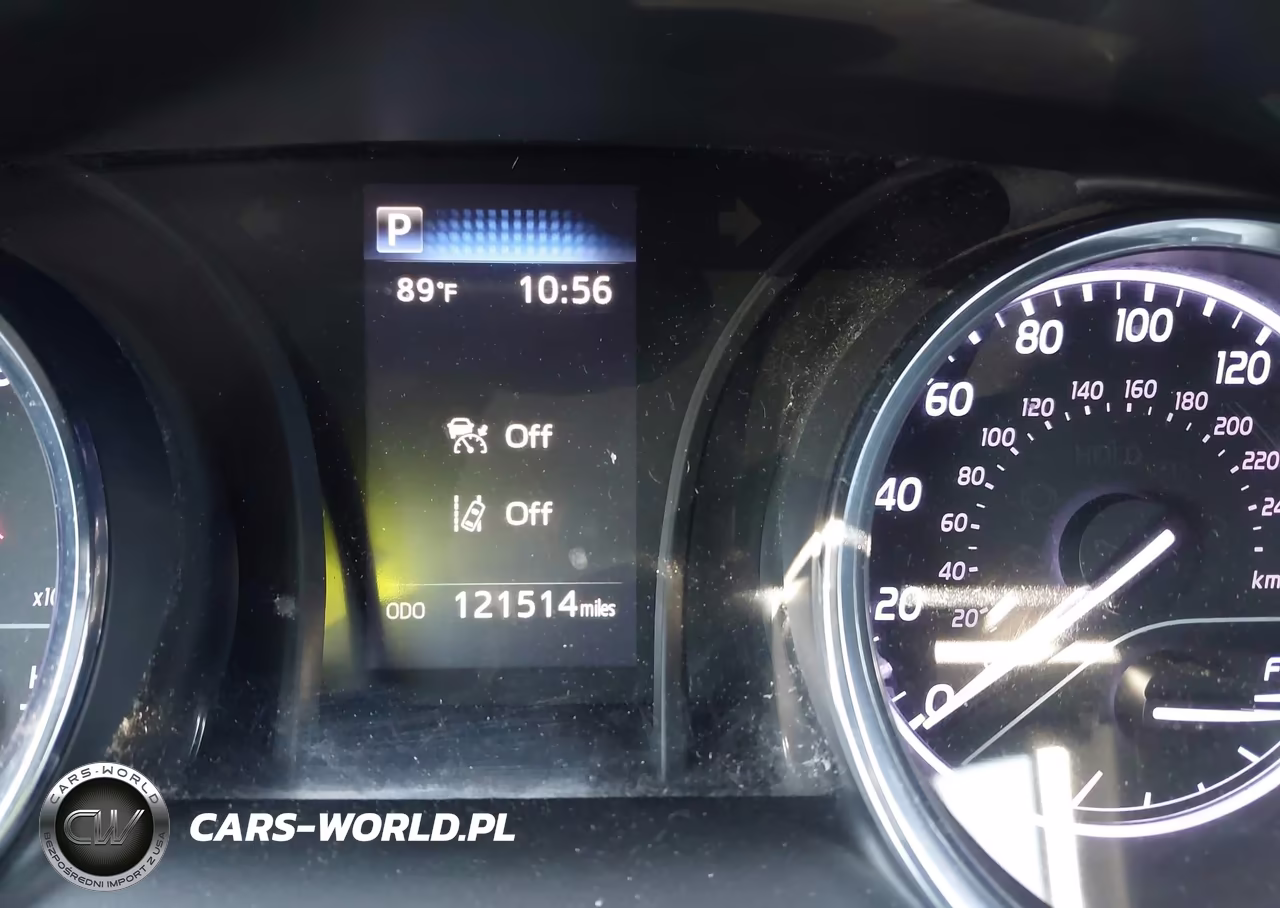 2019 Toyota Camry Le VIN:4T1B11HK1KU173552 - 15