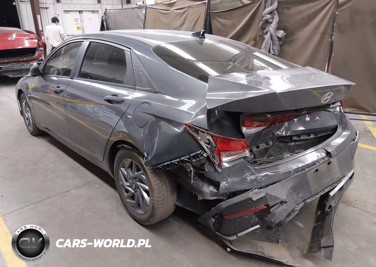 2024 Hyundai Elantra Sel VIN:KMHLM4DG6RU684120 - 3