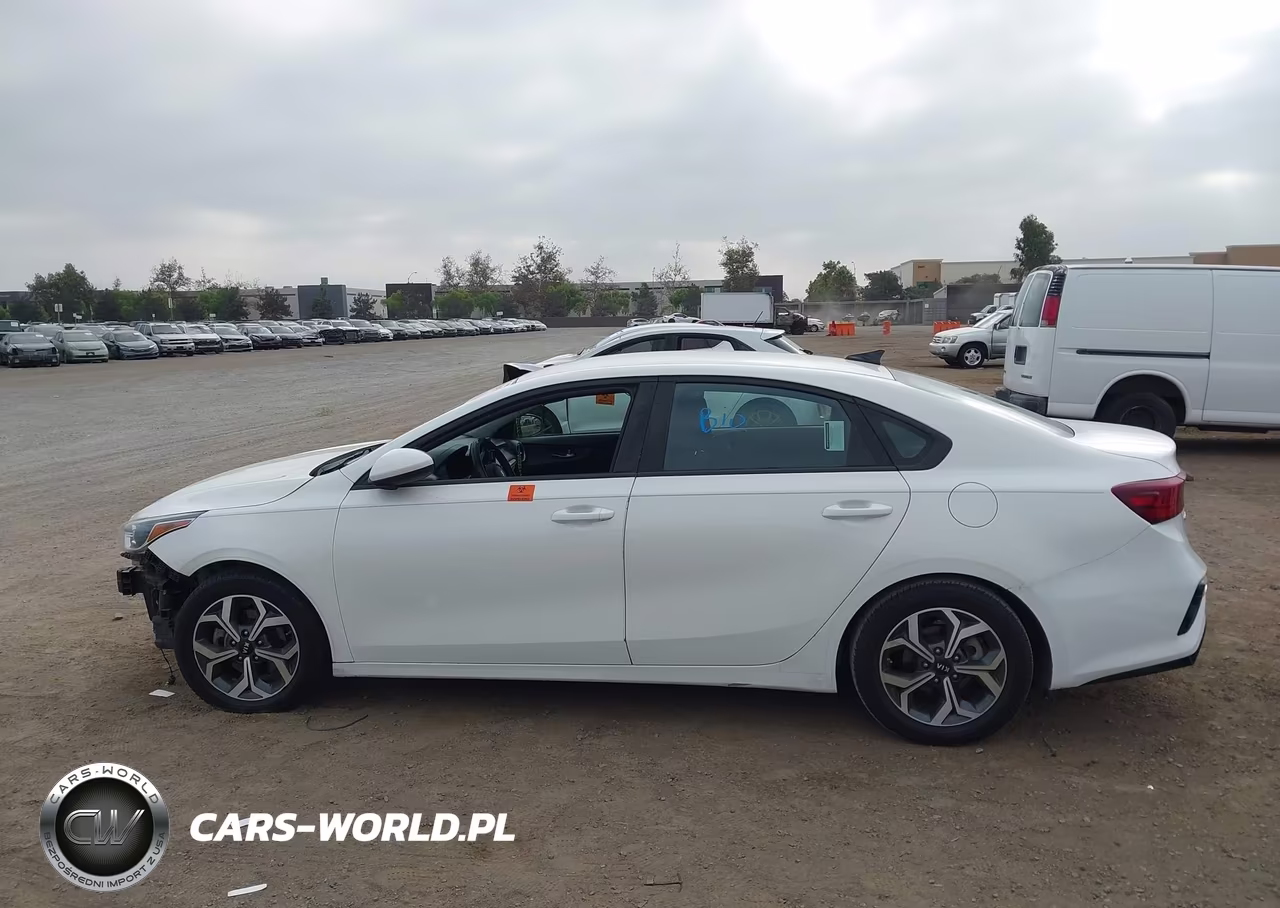 2020 Kia Forte Lxs VIN:3KPF24AD2LE245617 - 15