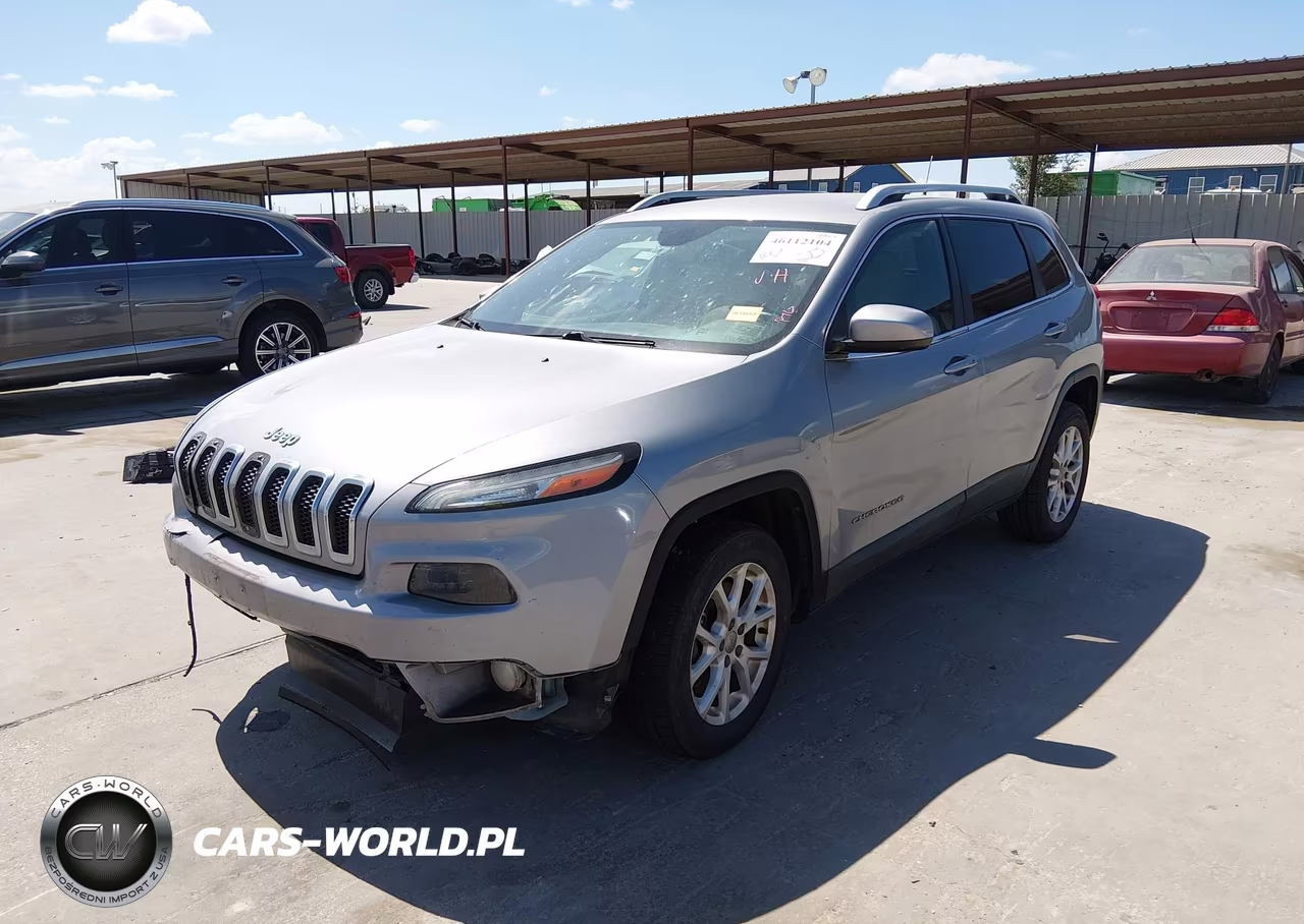 2016 Jeep Cherokee Latitude VIN:1C4PJLCS3GW126645 - 2