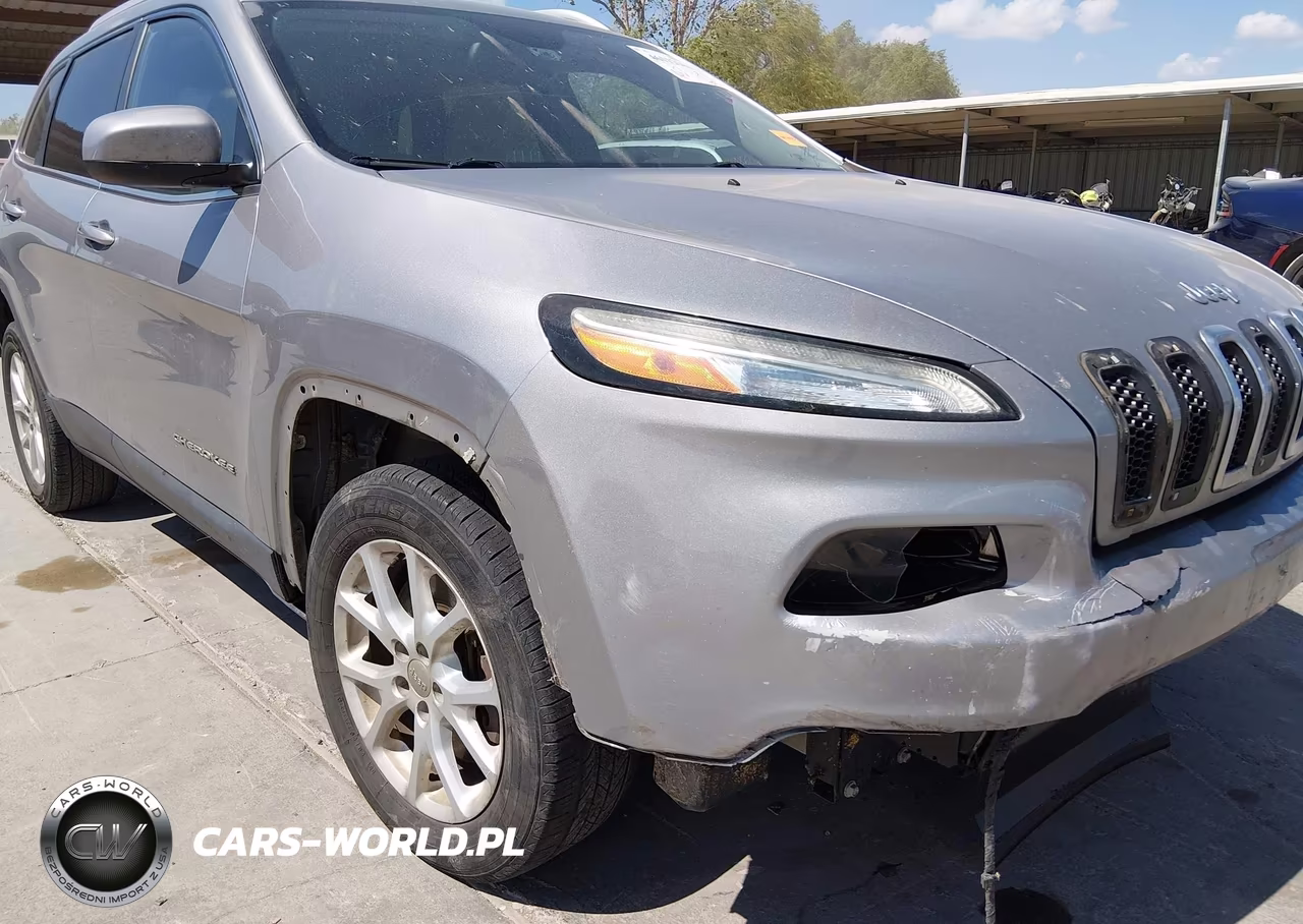 2016 Jeep Cherokee Latitude VIN:1C4PJLCS3GW126645 - 21