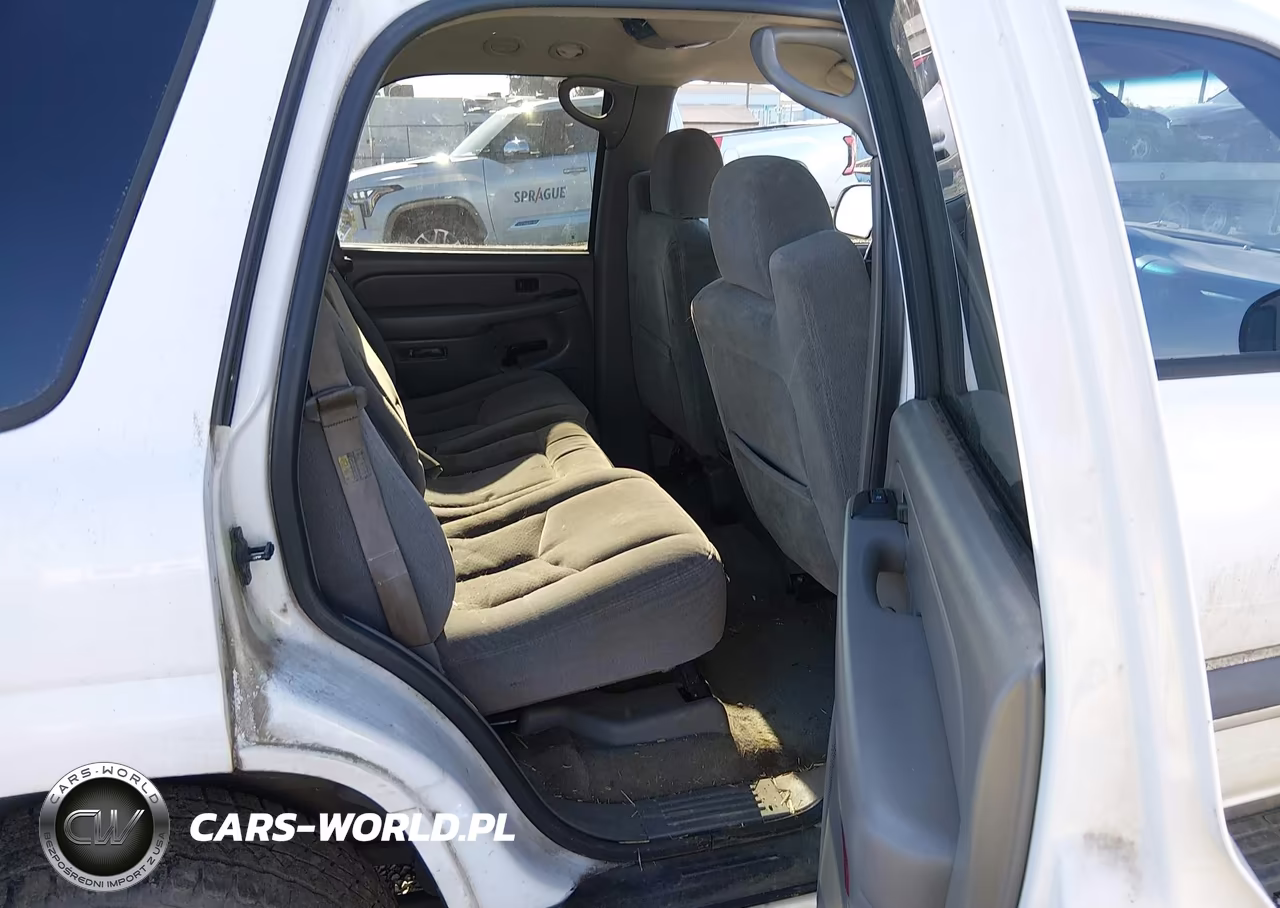 2004 Chevrolet Tahoe Ls VIN:1GNEK13ZX4R100308 - 8