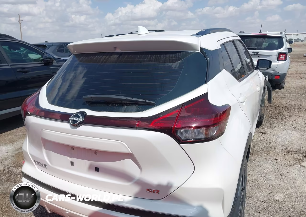 2022 Nissan Kicks Sr Xtronic Cvt VIN:3N1CP5DV6NL494454 - 4